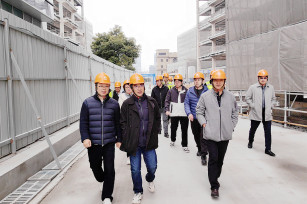 一線(xiàn)指導(dǎo) 錨定目標(biāo) 實(shí)干篤行勇向前——集團(tuán)領(lǐng)導(dǎo)視察奉發(fā)鳴谷項(xiàng)目