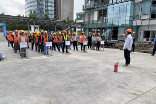 以“演”促練 以“練”筑防 城投公司奉發(fā)鳴谷項(xiàng)目開展消防演練活動(dòng)